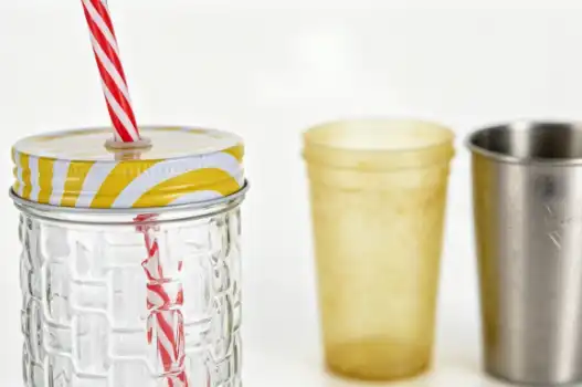 Wide Mouth Glass Bottles Suitable for Hot and Cold Beverages